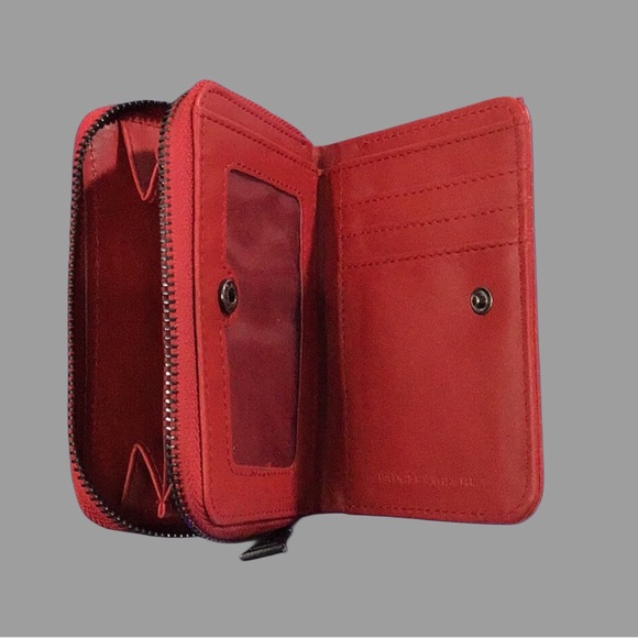 BADGLEY MISCHKA Croc-Embossed Red Vegan Leather Zip Around Bi-Fold Wallet - Picture 5 of 9